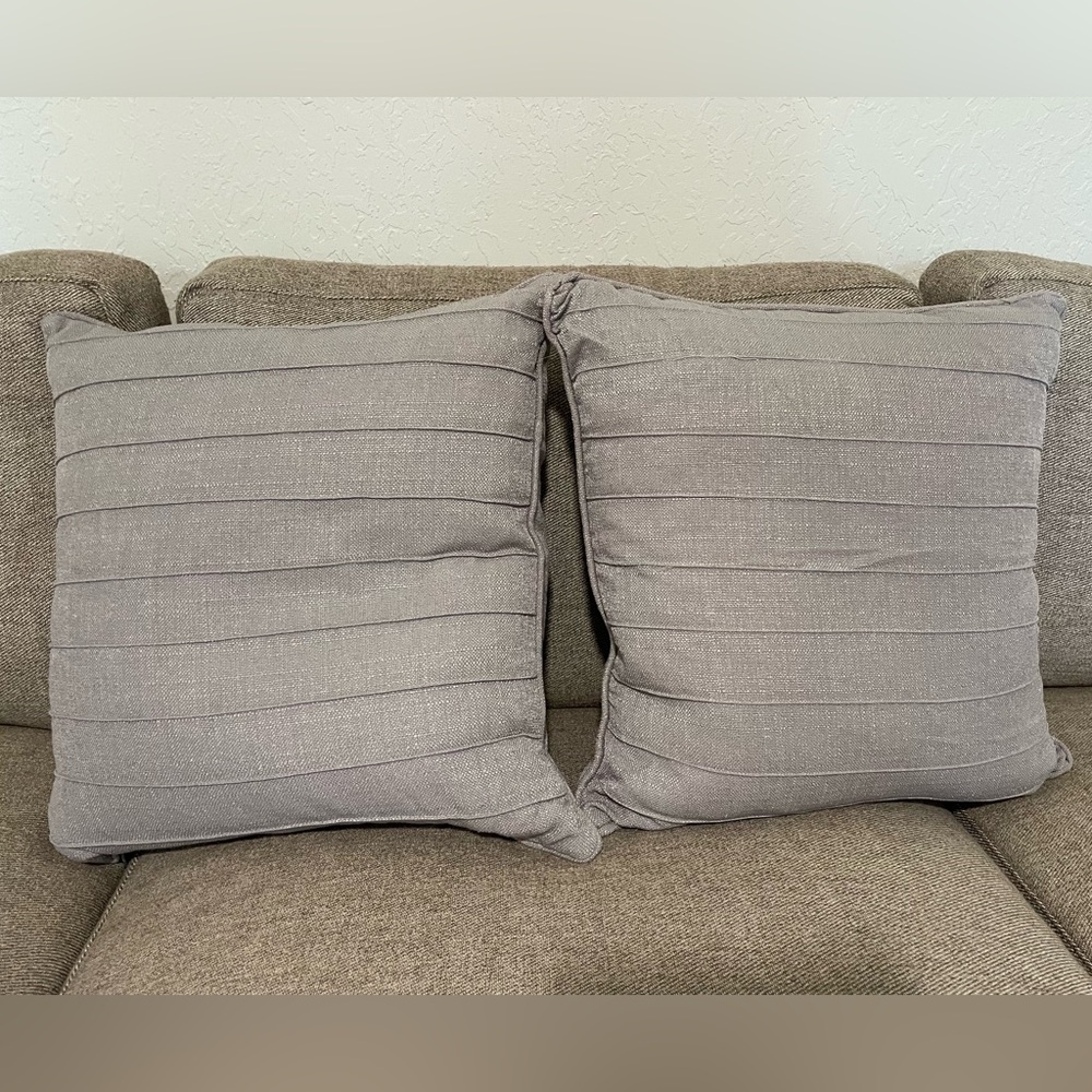 Home Fashions International Dynasty Pintuck Throw Pillow